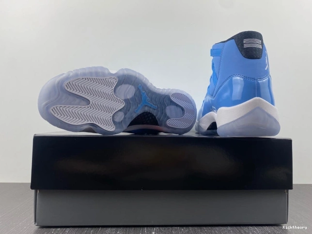 Kicktheory Flight Gift 717602-900 (11 Ultimate 29) Jordan of 0820